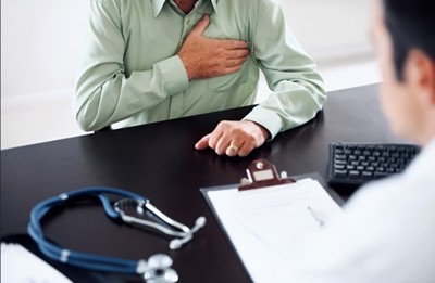 Đau thắt ngực: Chớ chủ quan vì nguy cơ nhồi máu cơ tim đến gần! 